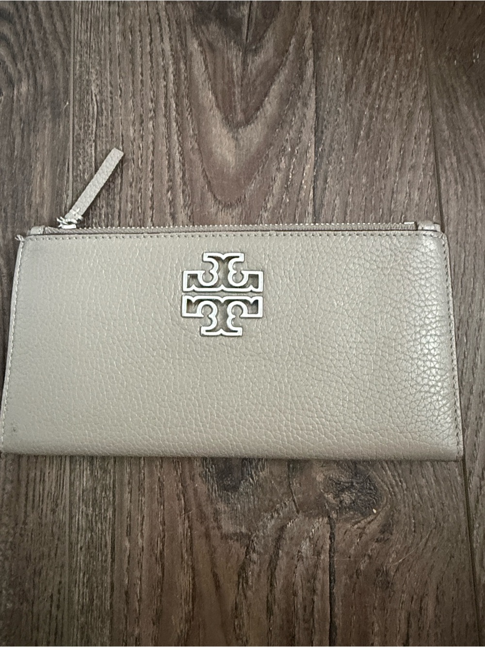 Tory Burch Pebbled Leather Zip Wallet in Taupe Gray